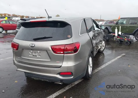 2019 Kia Sorento 2.4L Lx from USA, damaged, VIN 5XYPGDA34KG470569